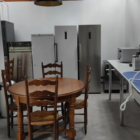 Accessible - 4 Pers - Terrasse - Api-1-52-1278 Challes-les-Eaux